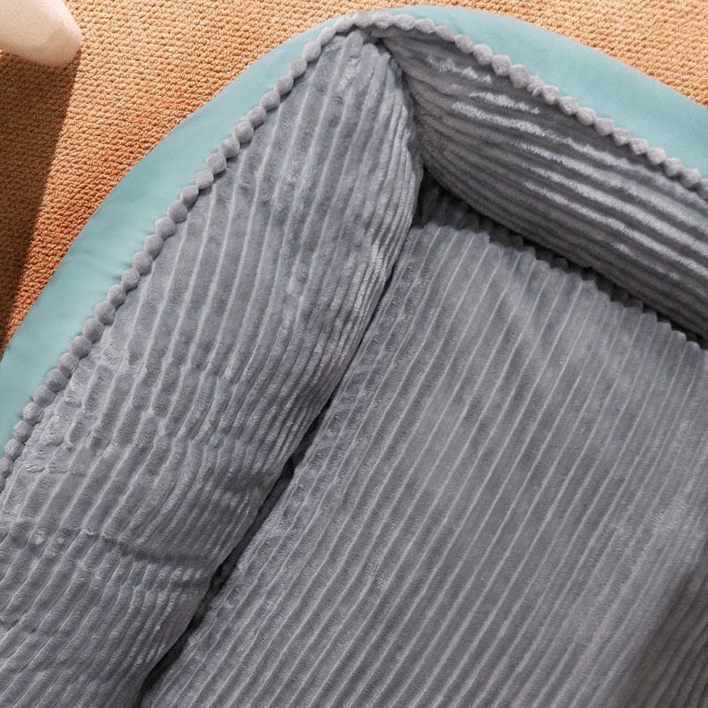 Dog Bed | Thickened Warm Design | Soft Hypoallergenic Fabric | Anti-Slip & Machine Washable 3